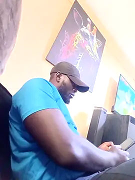 ClinDi online show from April 10, 2026, 1:27 pm