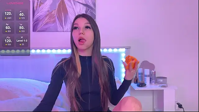 Snapshot of Veronica_leal chatting on October 20, 2025, 8:59 am Veronica leal online show from October 20, 2025, 8:59 am