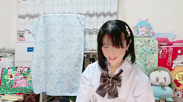 renapiyon8182 online show from February 15, 2025, 7:17 pm