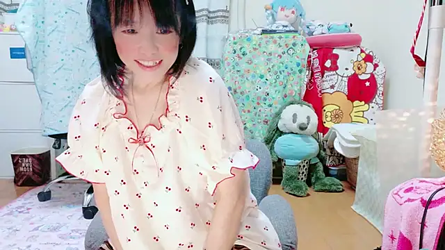 renapiyon8182 online show from March 21, 2025, 7:35 pm