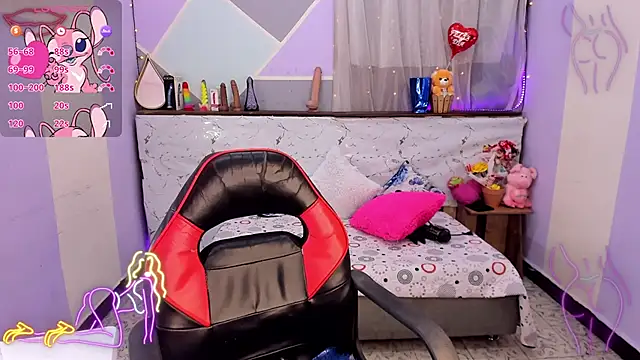 Snapshot of Lina10 chatting on October 7, 2025, 10:51 pm Lina10 online show from October 7, 2025, 10:51 pm