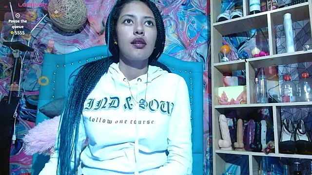 Snapshot of Meraky__ chatting on December 19, 2024, 7:29 am Meraky online show from December 19, 2024, 7:29 am