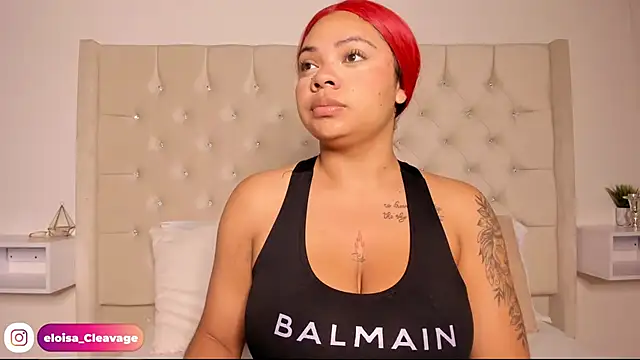 Eloisa cleavage  online show from January 7, 2025, 11:05 am