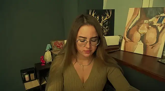 Snapshot of luxie_milady chatting on January 8, 2025, 1:41 pm luxie milady online show from January 8, 2025, 1:41 pm
