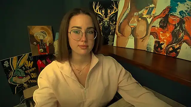 luxie milady online show from March 11, 2026, 1:17 pm