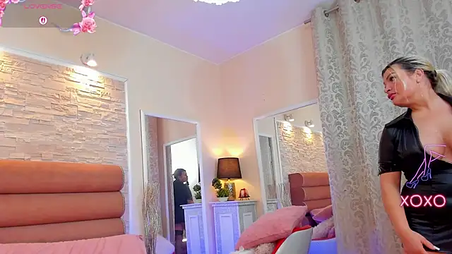 ArianaCroft online show from March 31, 2026, 6:47 am