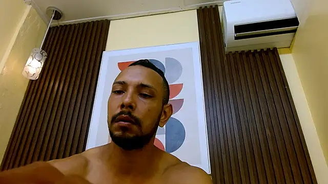 Snapshot of Thiago_Summers chatting on March 14, 2025, 12:40 pm Thiago Summers online show from March 14, 2025, 12:40 pm