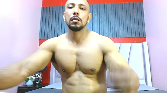 Snapshot of Thiago_Summers chatting on September 11, 2025, 2:17 pm Thiago Summers online show from September 11, 2025, 2:17 pm