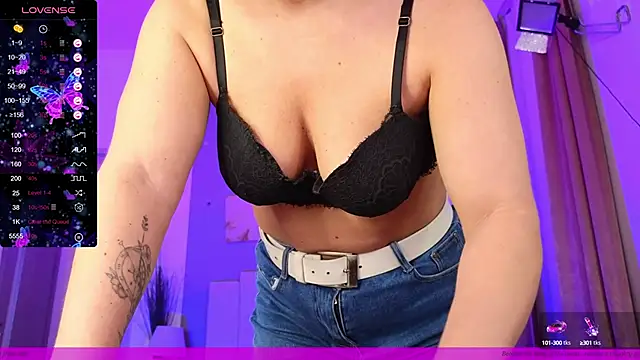 EVAshinyGIRL online show from December 27, 2024, 4:54 pm