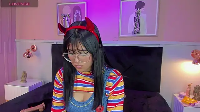 Snapshot of naoko_kirino chatting on February 12, 2025, 3:27 pm naoko kirino online show from February 12, 2025, 3:27 pm