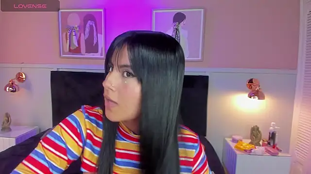 Snapshot of naoko_kirino chatting on February 12, 2025, 6:30 pm naoko kirino online show from February 12, 2025, 6:30 pm