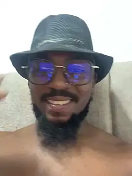 Snapshot of Destrozador415 chatting on January 26, 2025, 1:36 pm Destrozador415 online show from January 26, 2025, 1:36 pm