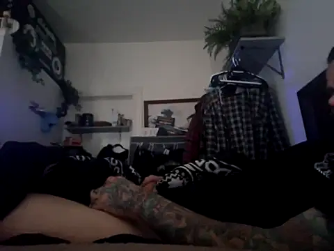 Slunghung79 online show from October 18, 2025, 2:29 pm