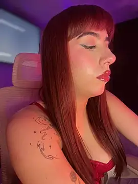 veronicaapink online show from March 8, 2026, 10:35 pm