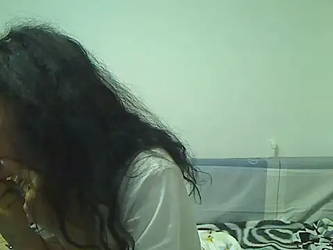 Emmatoo online show from April 7, 2026, 7:31 am