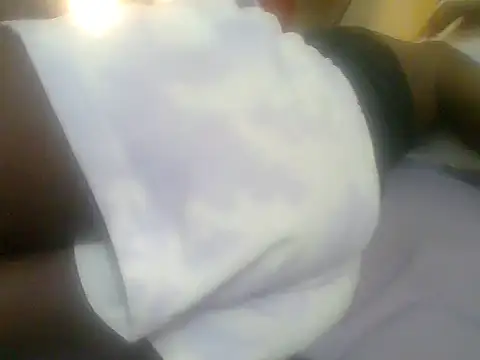 Pretty ellahh online show from March 20, 2026, 8:35 pm