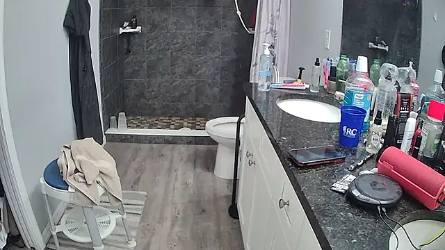 lou63ponce online show from March 4, 2026, 6:36 pm