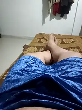 Snapshot of Unicorns74 chatting on March 10, 2025, 1:43 pm Unicorns74 online show from March 10, 2025, 1:43 pm