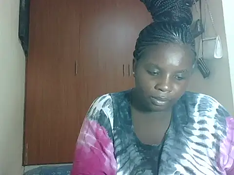 hotebbbyy online show from March 24, 2026, 11:59 am