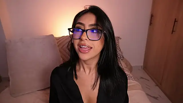 Sara albrecht online show from October 29, 2025, 1:08 am