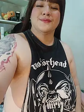 ItsNaiixa online show from June 28, 2026, 4:46 pm