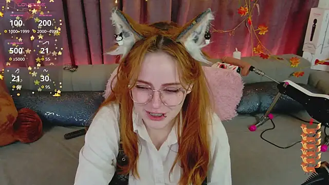 Moxy Foxy online show from September 12, 2025, 1:28 am