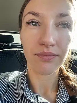 KateRedgar online show from March 21, 2026, 8:19 am