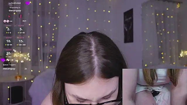 Snapshot of Mia__Peach chatting on January 8, 2025, 11:21 am Mia Peach online show from January 8, 2025, 11:21 am