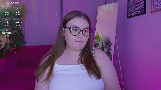 Snapshot of Mia__Peach chatting on February 16, 2025, 5:04 am Mia Peach online show from February 16, 2025, 5:04 am