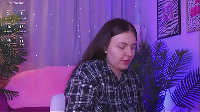 Snapshot of Mia__Peach chatting on March 8, 2025, 3:50 am Mia Peach online show from March 8, 2025, 3:50 am