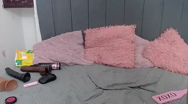 Snapshot of KittyBrookex chatting on February 27, 2025, 7:58 pm KittyBrookex online show from February 27, 2025, 7:58 pm