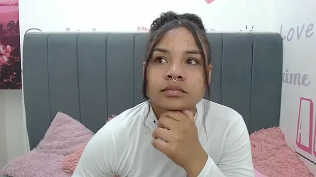 Snapshot of KittyBrookex chatting on March 21, 2025, 1:56 pm KittyBrookex online show from March 21, 2025, 1:56 pm