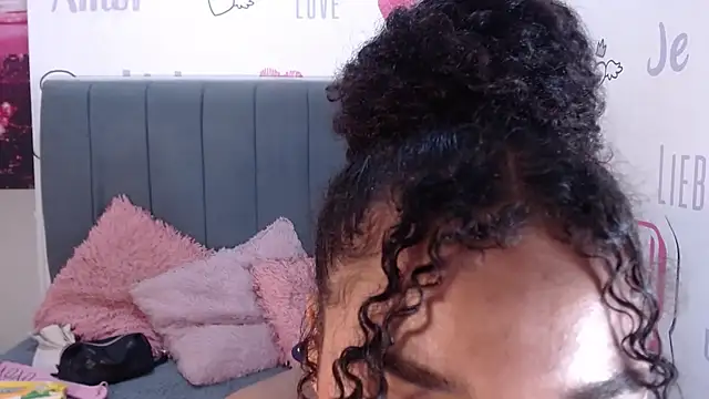 Snapshot of KittyBrookex chatting on September 30, 2025, 2:33 pm KittyBrookex online show from September 30, 2025, 2:33 pm