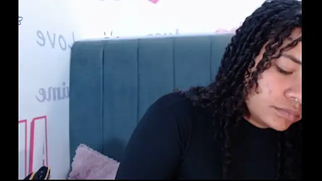 Snapshot of KittyBrookex chatting on October 6, 2025, 2:25 pm KittyBrookex online show from October 6, 2025, 2:25 pm