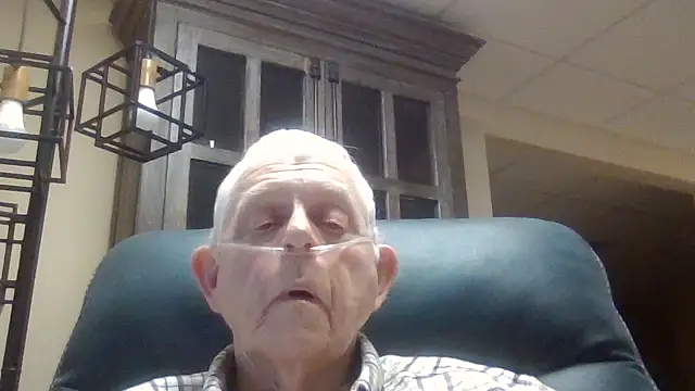 Snapshot of bootlegmanz chatting on October 20, 2025, 7:03 pm bootlegmanz online show from October 20, 2025, 7:03 pm