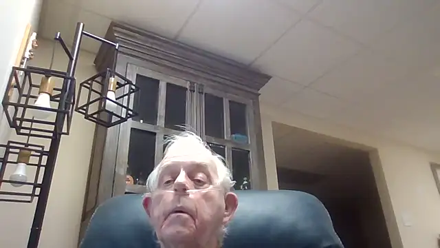 bootlegmanz online show from March 3, 2026, 9:53 pm