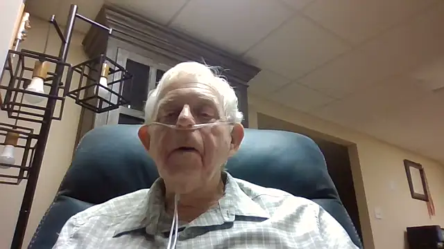 Snapshot of bootlegmanz chatting on June 10, 2026, 2:56 am bootlegmanz online show from June 10, 2026, 2:56 am