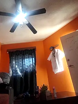 Snapshot of miicheele32 chatting on January 30, 2025, 7:59 pm miicheele32 online show from January 30, 2025, 7:59 pm