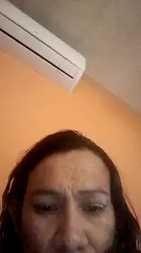 Snapshot of miicheele32 chatting on February 2, 2025, 7:04 pm miicheele32 online show from February 2, 2025, 7:04 pm