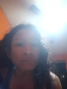 Snapshot of miicheele32 chatting on October 12, 2025, 7:40 am miicheele32 online show from October 12, 2025, 7:40 am