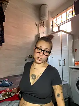 Snapshot of Hawitxui chatting on September 18, 2025, 9:55 am Hawitxui online show from September 18, 2025, 9:55 am