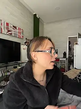 Snapshot of Hawitxui chatting on November 27, 2025, 10:17 am Hawitxui online show from November 27, 2025, 10:17 am