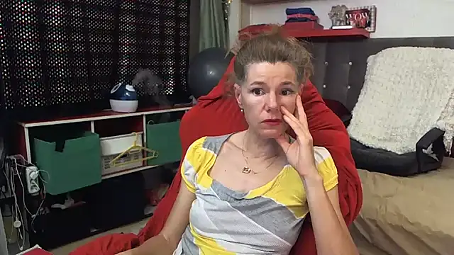 kellyterapy online show from January 14, 2025, 9:09 pm