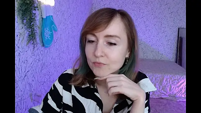 Snapshot of Athena_Richards chatting on March 20, 2025, 9:48 am Athena Richards online show from March 20, 2025, 9:48 am