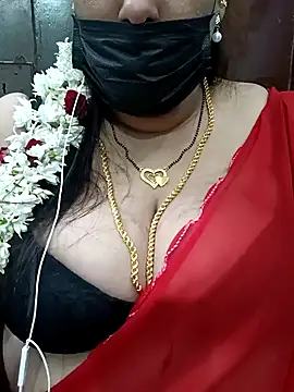 Snapshot of ashikaa_r chatting on December 29, 2024, 1:49 pm ashikaa r online show from December 29, 2024, 1:49 pm