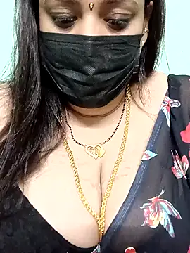 Snapshot of ashikaa_r chatting on January 14, 2025, 12:56 pm ashikaa r online show from January 14, 2025, 12:56 pm