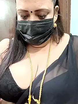 Snapshot of ashikaa_r chatting on February 2, 2025, 1:19 pm ashikaa r online show from February 2, 2025, 1:19 pm