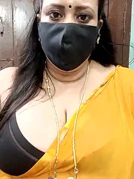 ashikaa r online show from December 4, 2025, 6:27 pm