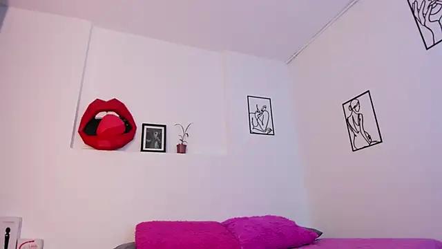 Snapshot of ari_amisi chatting on December 23, 2024, 6:37 pm ari amisi online show from December 23, 2024, 6:37 pm