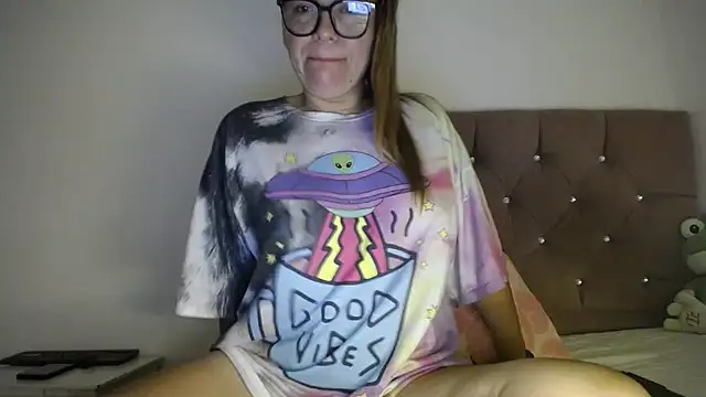 mirand zackyx online show from March 30, 2026, 12:06 pm